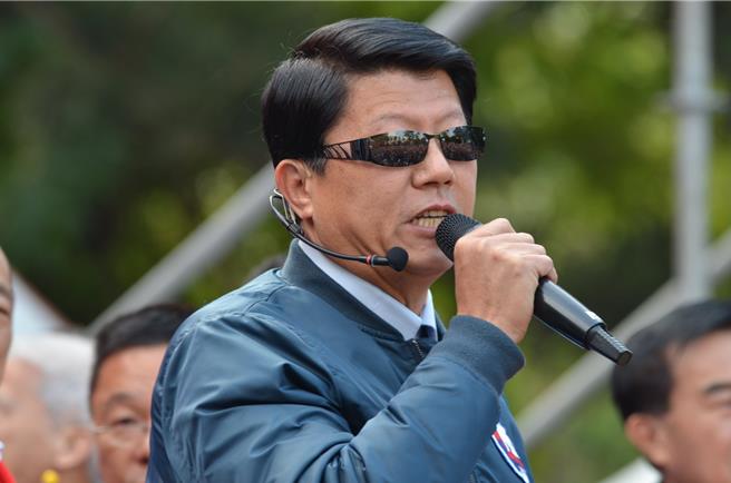 针对美国官网删除不支持台独的立场，谢龙介警告台独人士勿见猎心喜。（撷自谢龙介脸书粉专／程炳璋台南传真）