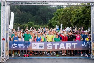 纽崔莱路跑赛在日月潭开跑 3千人共赏樱花美景