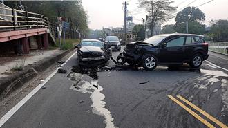 嘉義31歲男清晨酒駕  撞毀BMW釀駕駛骨折重傷