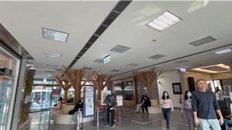 行政院南服中心業務費遭砍 「電梯停用、大廳昏暗」現況曝