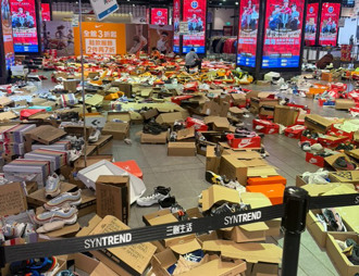 NIKE特賣會「被翻成垃圾堆」網嘆素質極差 店員講話了