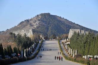 最難盜掘帝王陵 派40萬大軍挖2個月 連入口都找不到