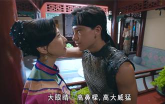 港星壁咚大32歲「嬤級前輩」 女星直言：胸肌壓過來我真情流露！