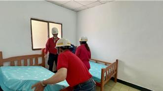 台南震灾户搬入水利署宿舍 做工行善团暖送逾百件家具