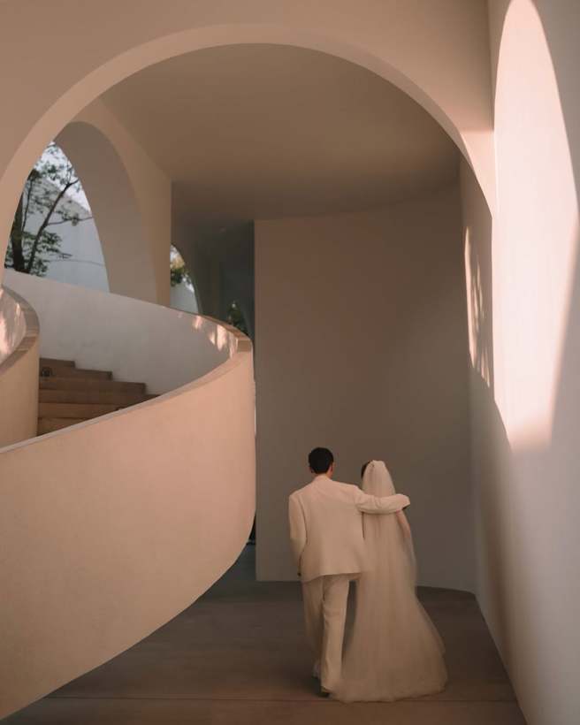 楊丞琳嗨喊「婚禮一週年」，透露在2024年2月18日補辦完婚禮。（圖／楊丞琳IG）