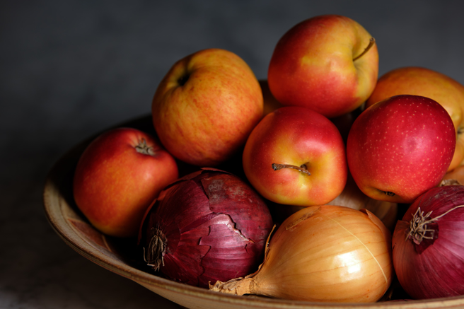 有研究发现，每天吃1个苹果，罹患糖尿病风险可降7%至10%。（示意图，Shutterstock／达志）