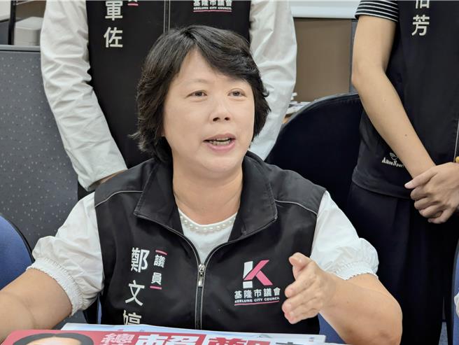 民进党籍基隆市议员郑文婷遭挺蓝民团提罢免案，她强调会持续专注市政，为市民努力。（张志康摄）