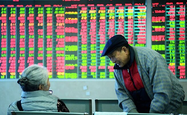 DeepSeek横空出世，展示大陆在AI产业链的竞争力，更成为陆股中长线涨升行情的新曙光。图／中新社