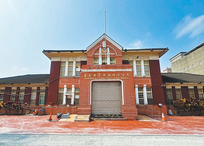 具县定古蹟身分的嘉义县东石郡役所，去年完成文化资产修復再利用的规画设计案，两度向文化部提出1.1亿元修復案，但未获核准。（嘉义县文化观光局提供／吕妍庭嘉义传真）