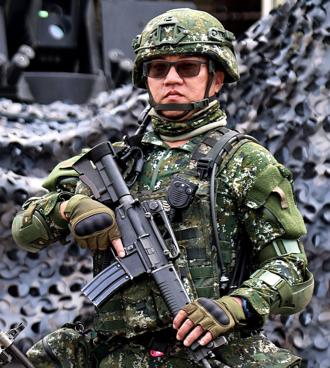 【333旅反空机降演练】实战化训练 有效达成战场经营