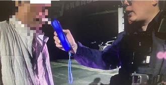 酒精超標4倍！永康賓士男街頭逆向迴轉遭逮「還在醉」