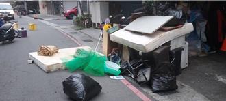 新北女騎車突遭暗算擊落     凶手竟是「這物品」