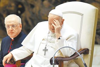 教宗方濟各 呼吸道感染病重