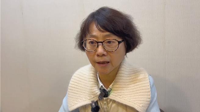 业者表示，虽然是该公司品牌授权商品，但也积极与消费者沟通，后续也将更严格要求授权厂商的代工品质。（张志康摄）