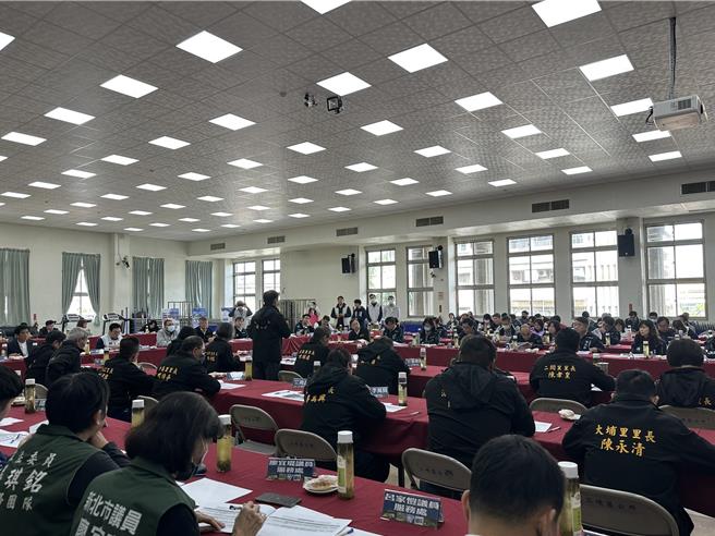 新北市府今（20）日到三峽區公所辦理行動治理座談會，提到目前正在由交通局規畫藍圖、斥資5.78億打造的長福立體停車場，預計將提供15個大型車位與196個停車格。（新北市民政局提供）