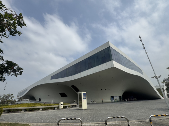 卫武营站开发案将结合卫武营国家艺术文化中心打造新兴艺文产业聚落。(图/信义房屋 提供)