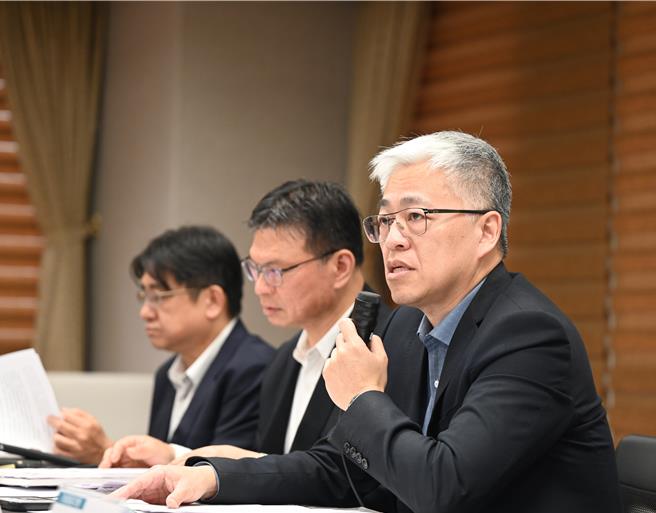 内政部今日部务会报通过「都市危险及老旧建筑物建筑容积奖励办法」修正草案。（内政部提供／游念育台北传真）