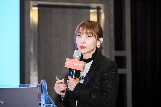 HOYA BIT创办人彭云娴受邀演讲，剖析 RWA 如何透过区块链提升流动性并革新金融市场。（图／HOYA BIT提供）