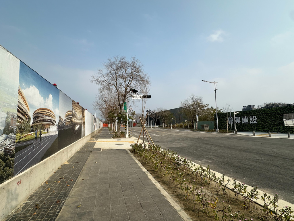 台中巨蛋首排指標案「磐興寬悅」將在第一季正式進場。(圖/葉思含攝)