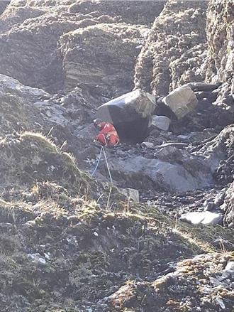 劉世芳慰勞山難搜救人員 呼籲登山前要做好萬全準備