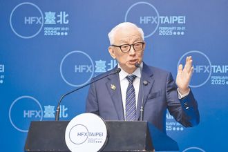 遭卡神、璩美凤接连痛骂脏东西、不像男子汉 曹兴诚反应曝光