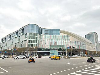 经典赛资格赛》登录门票 北市府送消费折抵券