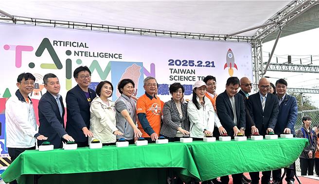 2025南迴科普列车今（21）日首次将开抵金崙火车站。（蔡旻妤摄）