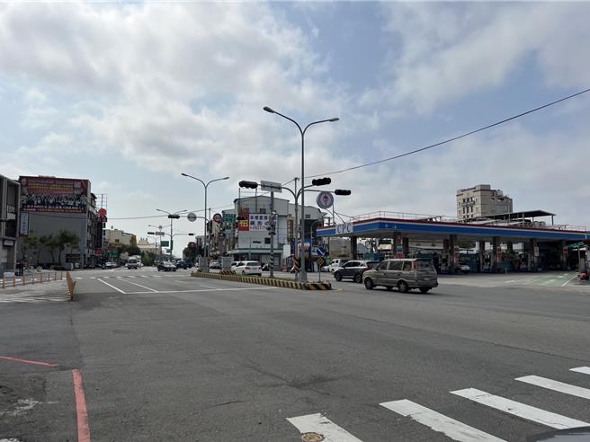 大雅区台一乙线５叉路口，交通事故频传。（立委杨琼璎服务处提供／宝智华台中传真）