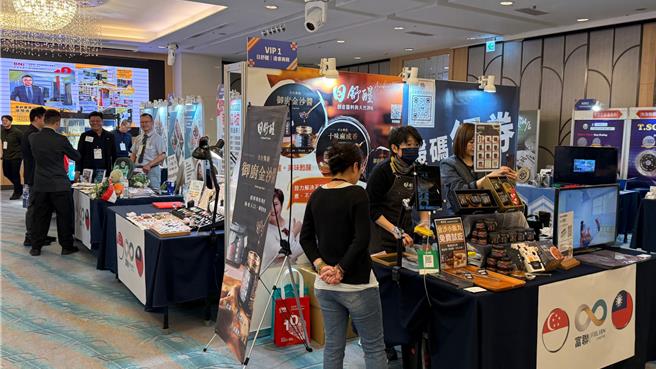 全球最大商务引荐平台BNI的高屏区今（21）日在高雄启动第10届「国际人脉交流周（INW）」。（柯宗纬摄）