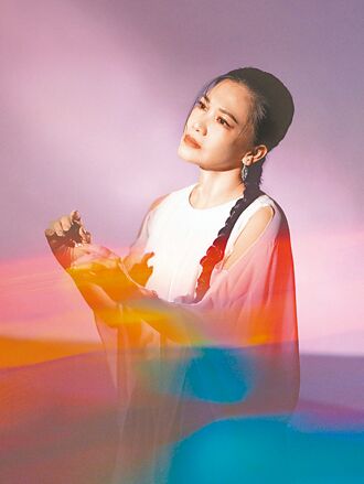 黃妃春酒唱好唱滿 吸金上百萬