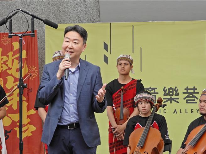 交通部长陈世凯今也亲赴竹东，支持地方产业。（台铁公司提供／蔡明亘台北传真）