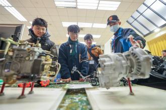 陸專勇士專案  堅定學子報考志向