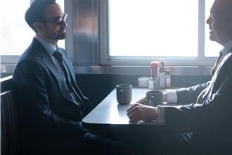 纽约连线》《夜魔侠：重生》回归！ 与金霸王戏外情谊「越爱越恨」