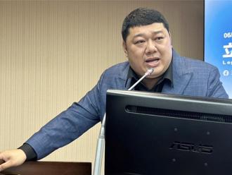 游颢批绿营在南投发起大罢免：找外地人来骂南投人