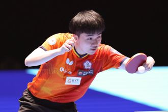 桌球亚洲杯》林昀儒准决赛败给王楚钦 将与球王林诗栋争铜