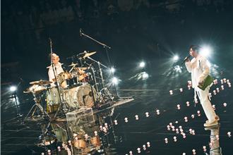 S.H.E小巨蛋合體哭成一團！蘇打綠點歌唱到「告別歌壇」