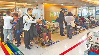 黄胜坚：ICU不是往生前哨站