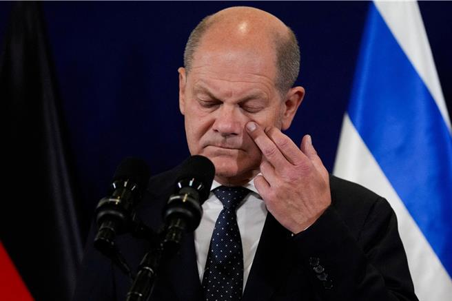 外媒指出，德国总理萧兹和他领导的社会民主党（SPD），预计将在23日的德国大选中惨败。（路透社）