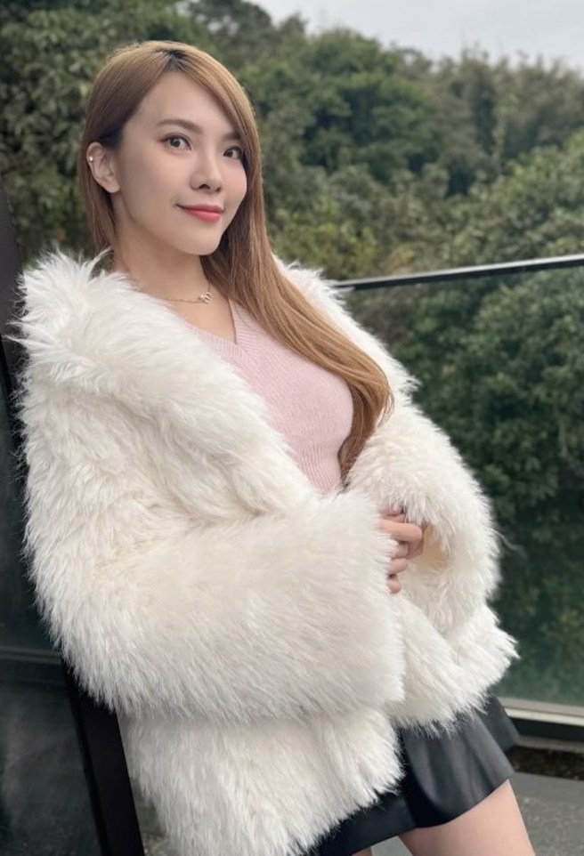 小优因为大嘴巴惹出不少风波。（图／irisxbloomy Instagram）