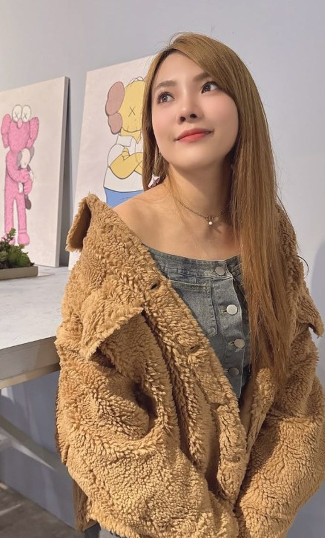 小优遭诸多好友指控是大嘴巴。（图／irisxbloomy  Instagram）