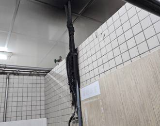 中央大學女生宿舍浴室凌晨冒濃煙  百餘名學生逃離疏散