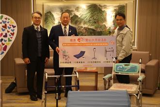 扶輪社單車環島做公益 捐輔具助新北95萬身障、長者