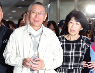 柯P喊家教嚴駁不雅片！陳佩琪認「旱妻」曝往事點名賴夫人