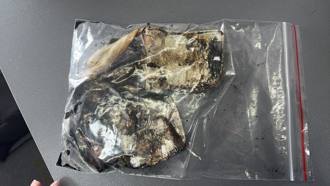 行动电源爆炸「亚果元素」急召回 网灌爆脸书：3型号也超烫