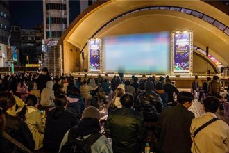 前進經典賽！嘉義市加開轉播派對 球迷集氣「義擊必勝」