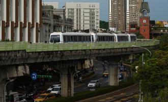 文湖线爆炸迸火花急停驶！ 竟是20公分巨鼠「搞轨」闯祸