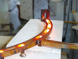 大憲高週波熱處理技術 助螺絲產業升級