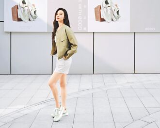 粉嫩春鞋 防水緩震護腳