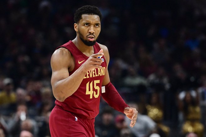 米契尔是第三节双方爆发衝突的关键人物。(路透)