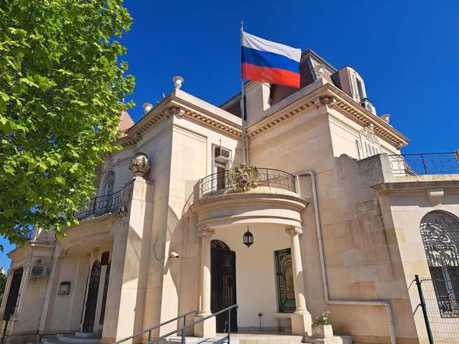俄羅斯駐法國馬賽領事館(圖/Facebook)